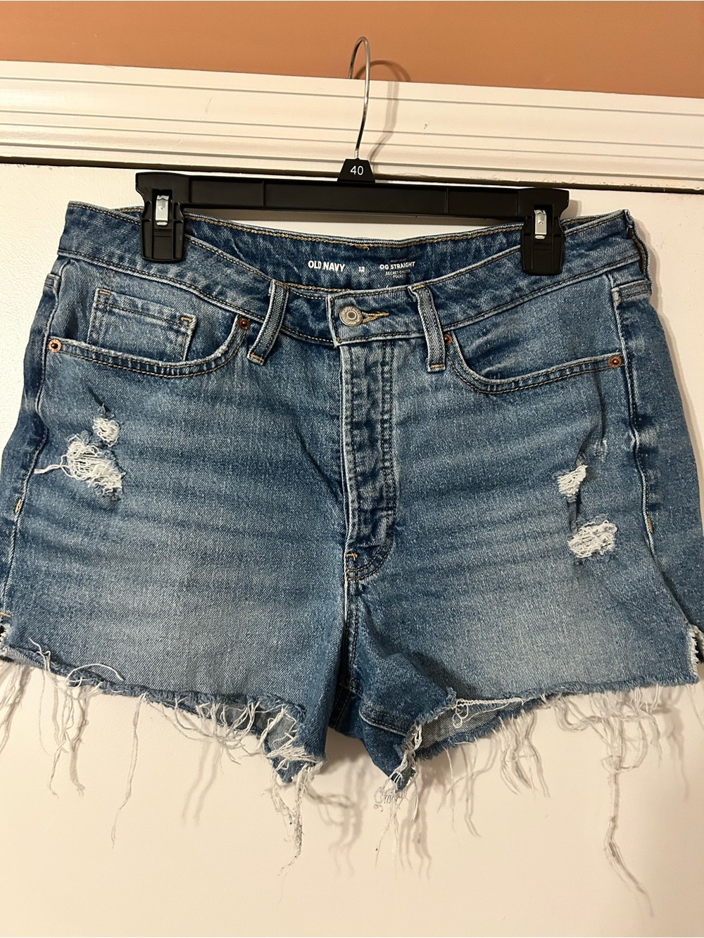 Old Navy High-Rise OG Straight Distressed Button Fly Denim Shorts Size 12